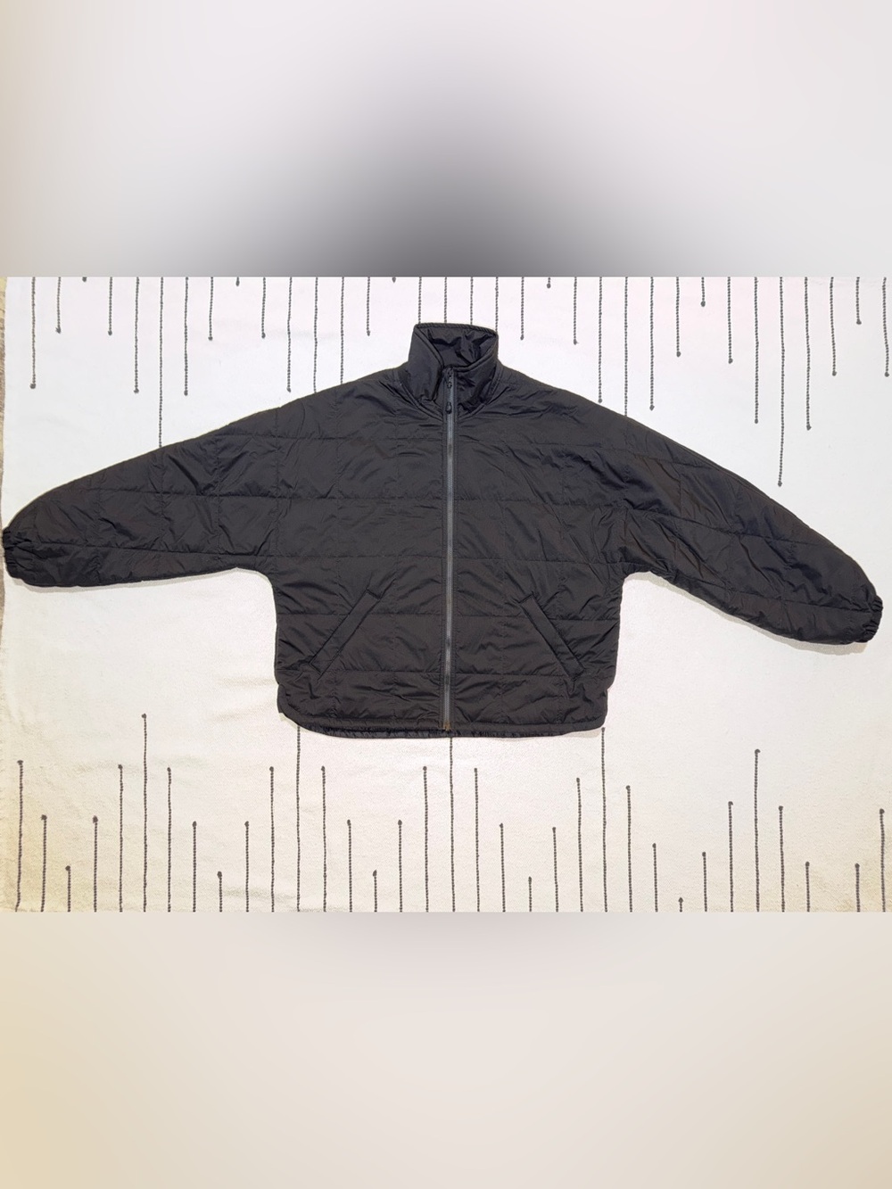 Aritzia TNA Venture Jacket